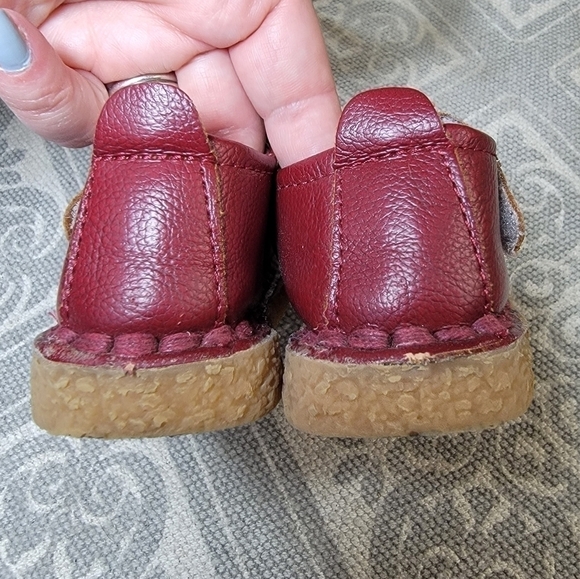 Bee Happy Red Leather Kitty Cat Mary Jane Shoes Size 7 - Picture 10 of 14